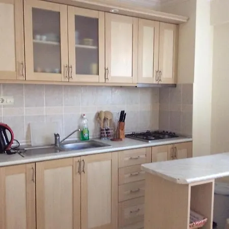 Apt 10 Min Walk To Main Beach, - Dvh Apartment *