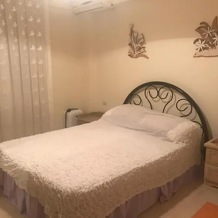 Apt 10 Min Walk To Main Beach, - Dvh *